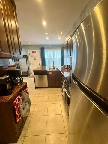 300 Georgia Street 1-5, Hollywood, FL 33019