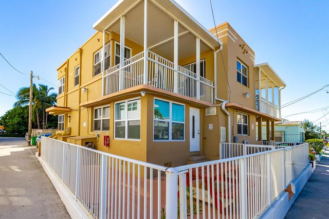 300 Georgia Street 1-5, Hollywood, FL 33019