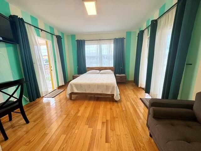 300 Georgia Street 1-5, Hollywood, FL 33019