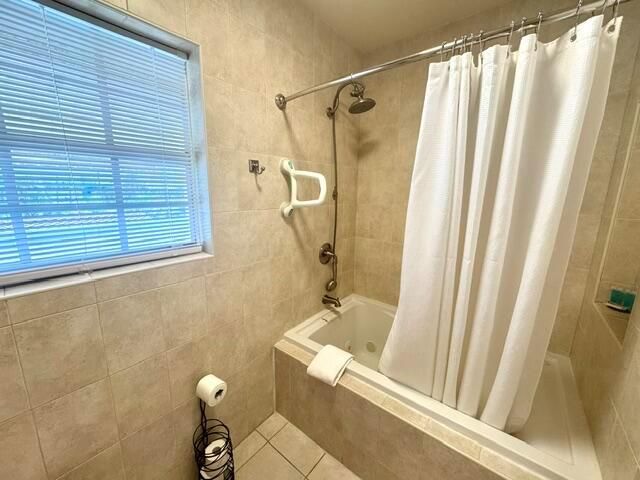 300 Georgia Street 1-5, Hollywood, FL 33019