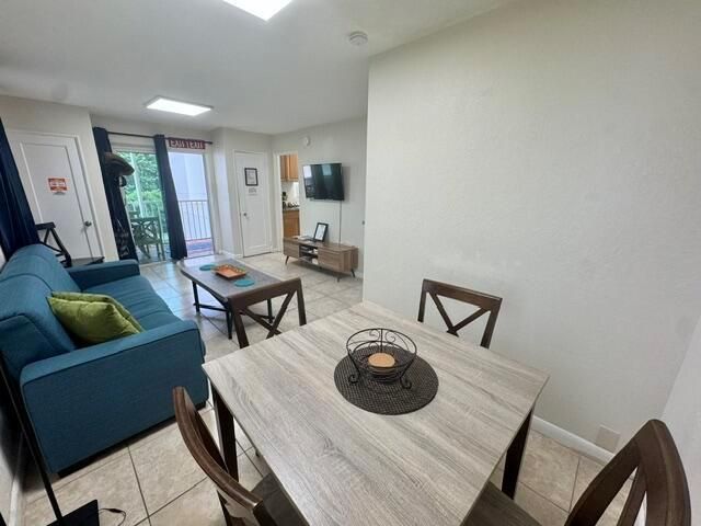 300 Georgia Street 1-5, Hollywood, FL 33019