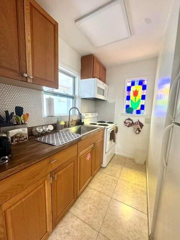300 Georgia Street 1-5, Hollywood, FL 33019