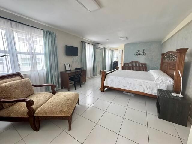 300 Georgia Street 1-5, Hollywood, FL 33019