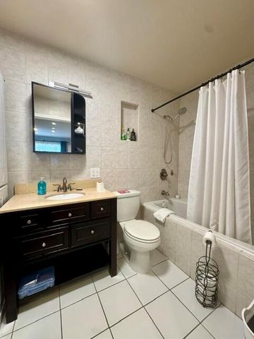 300 Georgia Street 1-5, Hollywood, FL 33019