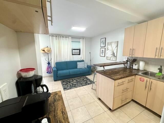300 Georgia Street 1-5, Hollywood, FL 33019