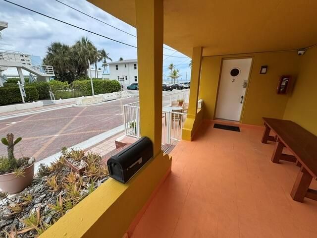 300 Georgia Street 1-5, Hollywood, FL 33019