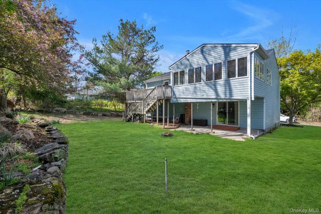 77 Magnolia Drive, Kings Park, NY 11754