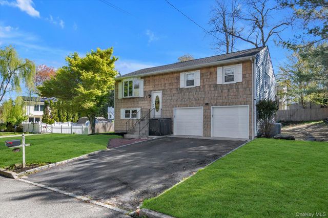 77 Magnolia Drive, Kings Park, NY 11754