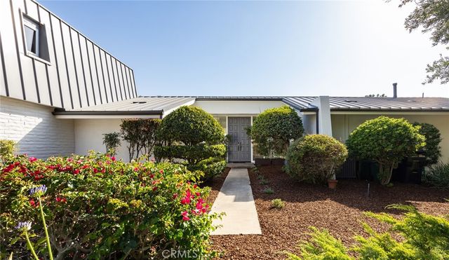 1452 Cloyden Road, North Tustin, CA 92705