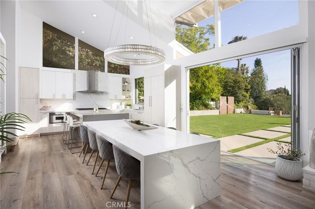 1452 Cloyden Road, North Tustin, CA 92705