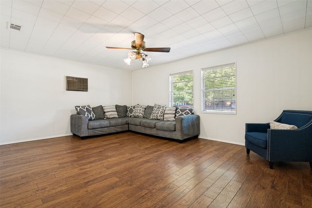 2510 Larchmont Drive, Mesquite, TX 75150