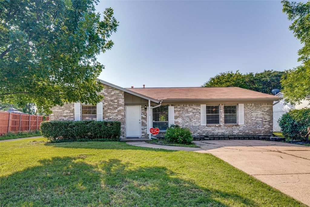 2510 Larchmont Drive, Mesquite, TX 75150