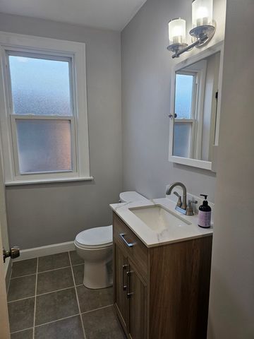 6152 S Kolin Avenue, Chicago, IL 60629