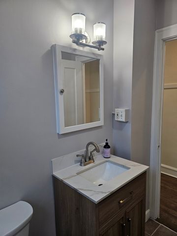 6152 S Kolin Avenue, Chicago, IL 60629