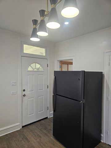 6152 S Kolin Avenue, Chicago, IL 60629