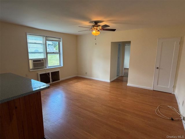 10 DAVENPORT Avenue 1F, New Rochelle, NY 10805