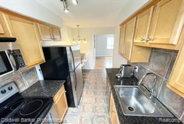311 N Eton Street D, Birmingham, MI 48009