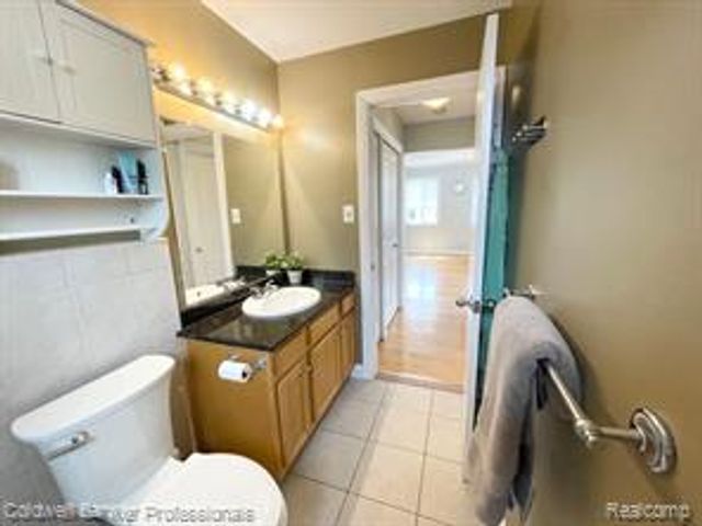 311 N Eton Street D, Birmingham, MI 48009