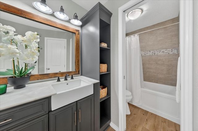 4317 Winchester Court, Grand Prairie, TX 75052