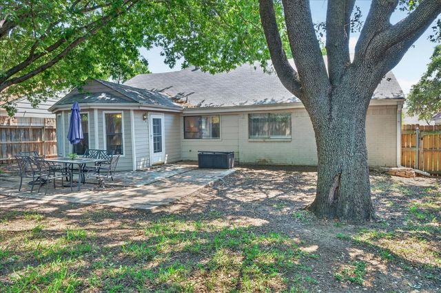 4317 Winchester Court, Grand Prairie, TX 75052