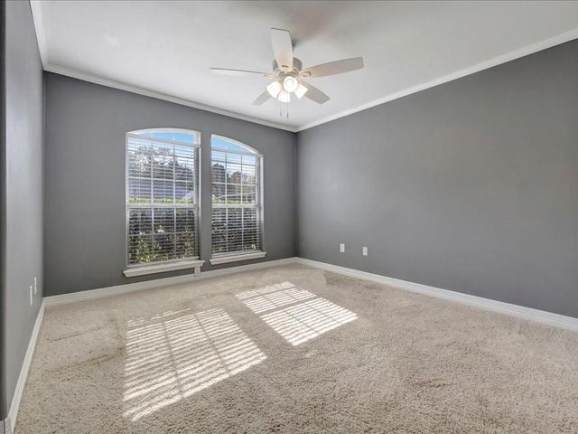 286 Hunters Glen Drive, Hudson, TX 75904