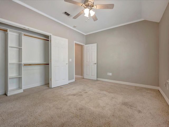 286 Hunters Glen Drive, Hudson, TX 75904