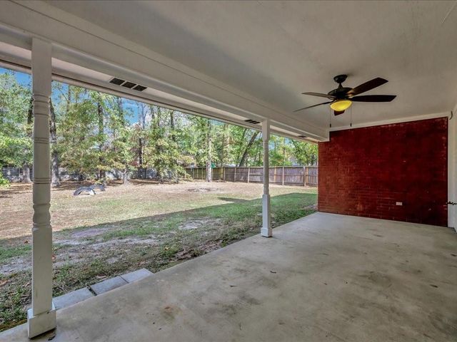 286 Hunters Glen Drive, Hudson, TX 75904