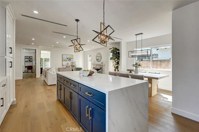 6852 6854 Atoll, North Hollywood, CA 91605