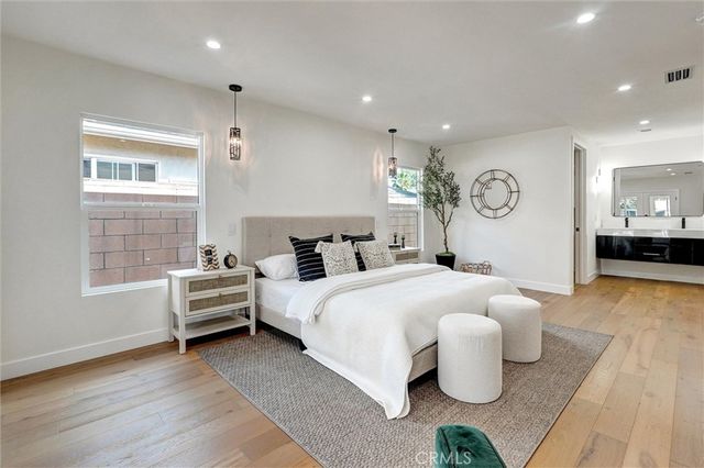 6852 6854 Atoll, North Hollywood, CA 91605