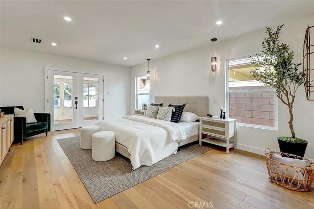 6852 6854 Atoll, North Hollywood, CA 91605