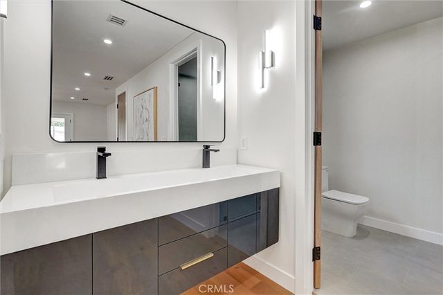 6852 6854 Atoll, North Hollywood, CA 91605