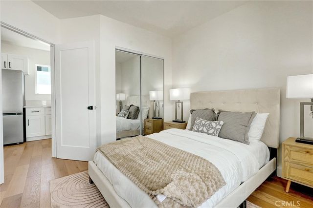 6852 6854 Atoll, North Hollywood, CA 91605