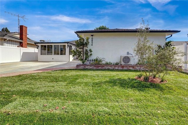 6852 6854 Atoll, North Hollywood, CA 91605