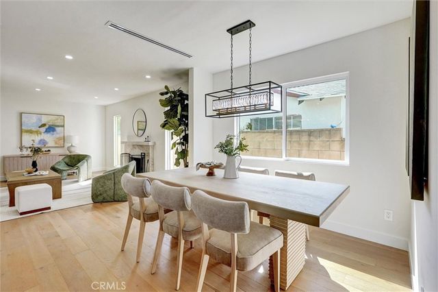 6852 6854 Atoll, North Hollywood, CA 91605