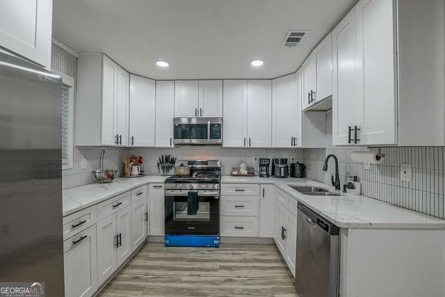 2005 Downs Place, Lithonia, GA 30058