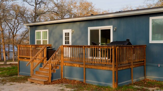 1440 Nockenut, Seguin, TX 78155