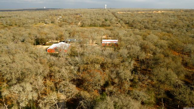 1440 Nockenut, Seguin, TX 78155