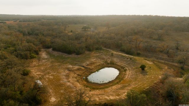 1440 Nockenut, Seguin, TX 78155