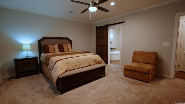 1440 Nockenut, Seguin, TX 78155