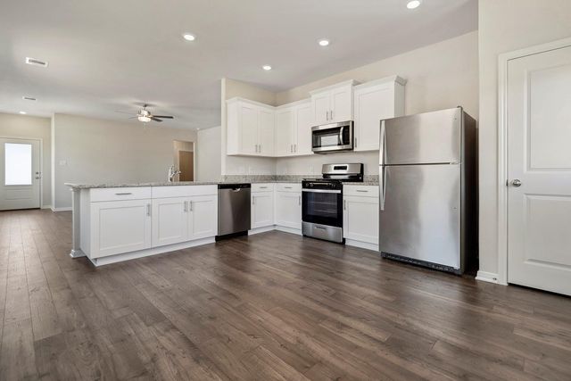 16422 Blossom Grove Drive, Conroe, TX 77303