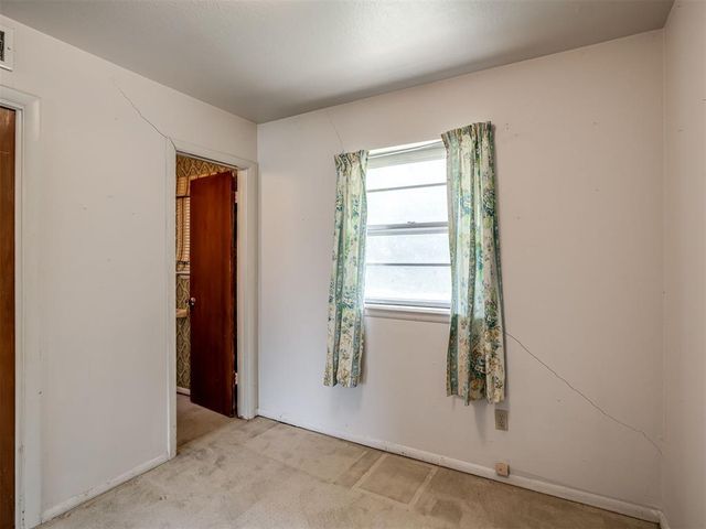 10 E 21st Street, Edmond, OK 73013