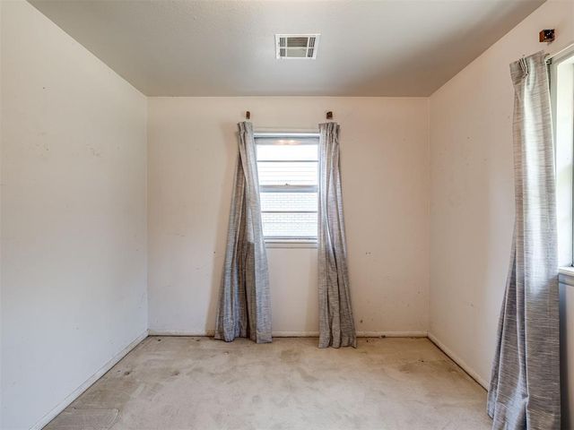 10 E 21st Street, Edmond, OK 73013