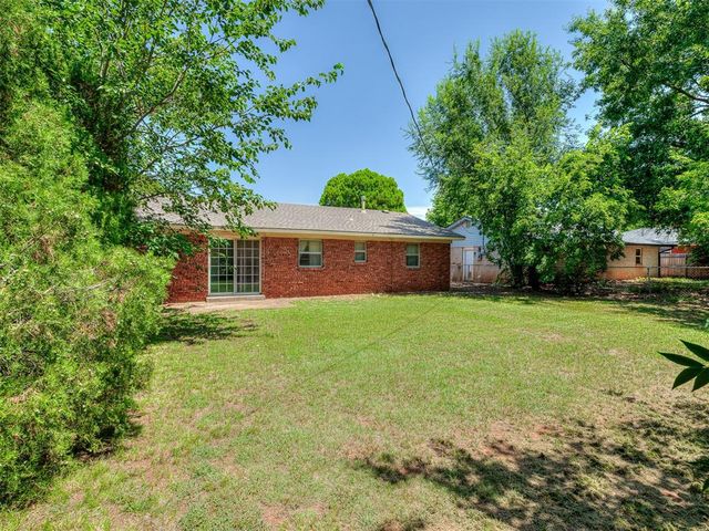 10 E 21st Street, Edmond, OK 73013