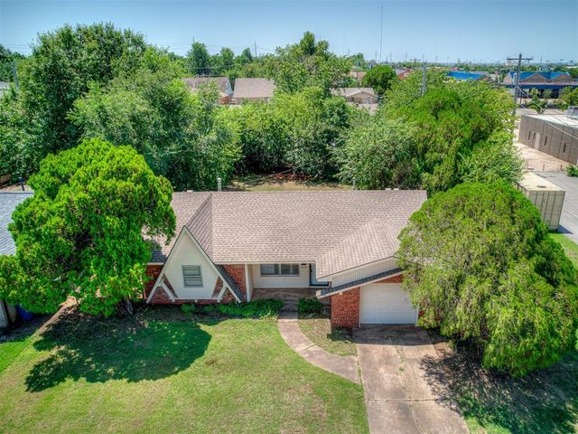 10 E 21st Street, Edmond, OK 73013