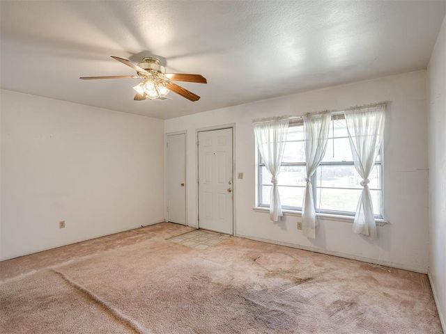 10 E 21st Street, Edmond, OK 73013