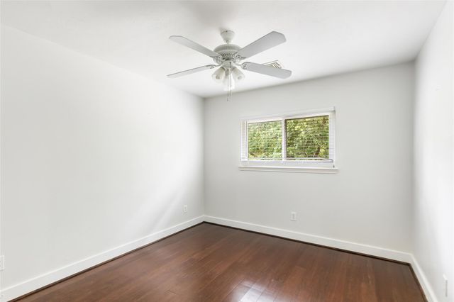 330 Binnacle Way, Crosby, TX 77532