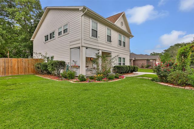 330 Binnacle Way, Crosby, TX 77532