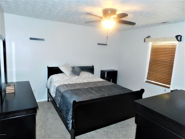 312 Kathryn Court, Newport, NC 28570