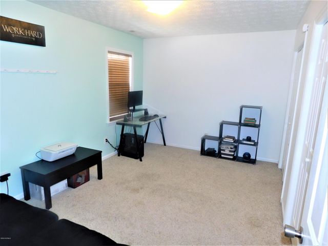 312 Kathryn Court, Newport, NC 28570