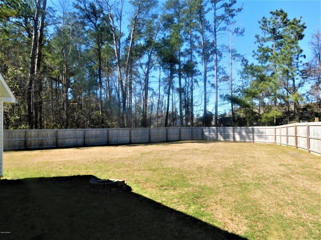 312 Kathryn Court, Newport, NC 28570